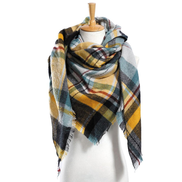 Fashionable Checkered Scarf