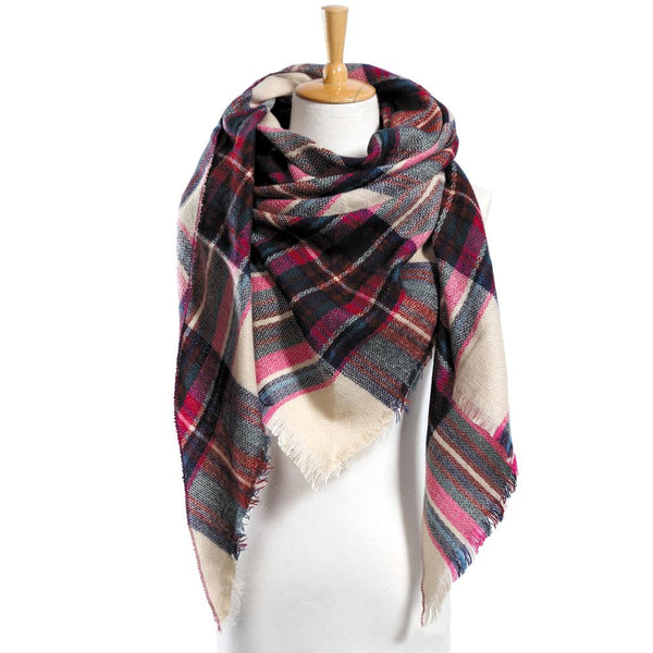 Fashionable Checkered Scarf