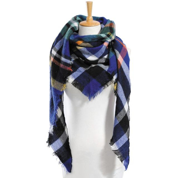Fashionable Checkered Scarf